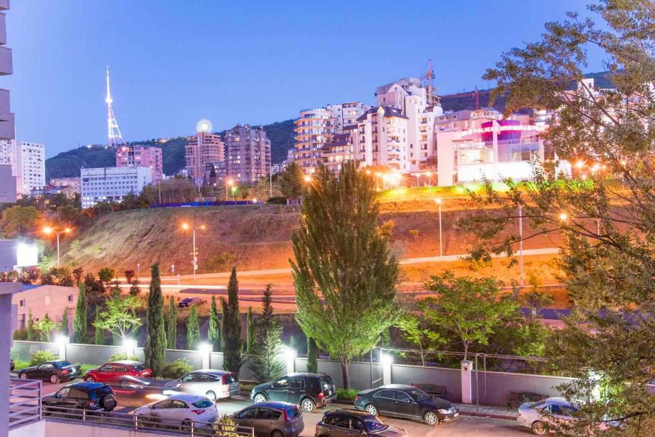 Tbilisi Apartment Tennis Court Luaran gambar